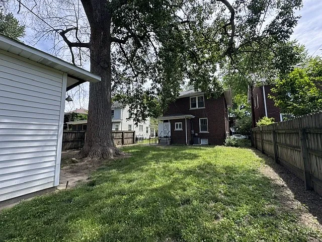 1119 S Macarthur Blvd — Photo 38
