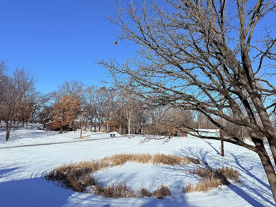 63 White Pine Rd — Photo 2