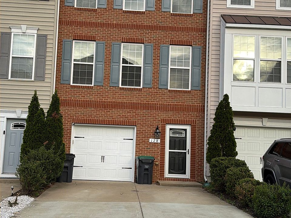 1st image of 128 Hidden Brook Dr