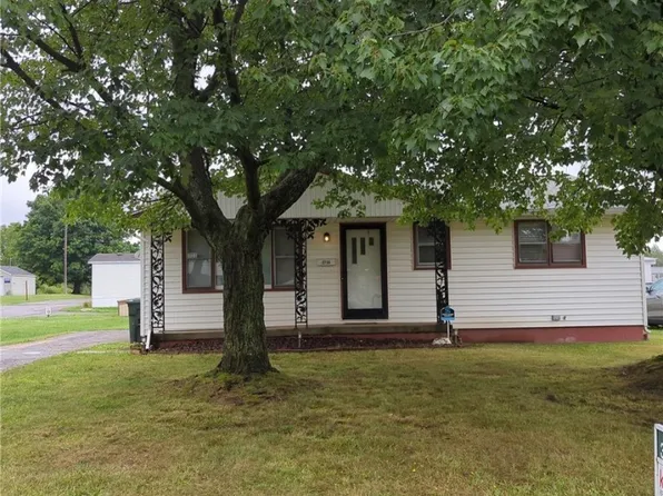 2730 Richmond Ave NE, Canton, OH 44705