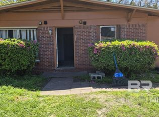 2207 Roberta Dr, Mobile, AL 36617