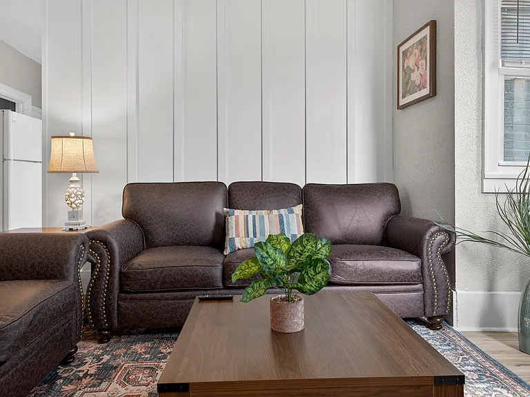 700 Broadway Ave NW #1 — Photo 1