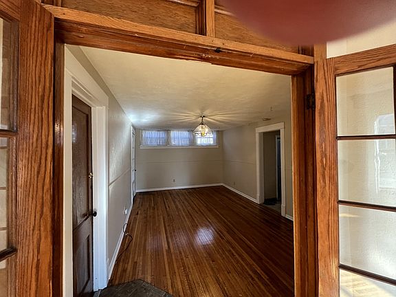 5th image of 1642 S 22nd St #1