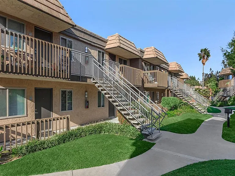 The Bluffs at Carlsbad — Photo 6