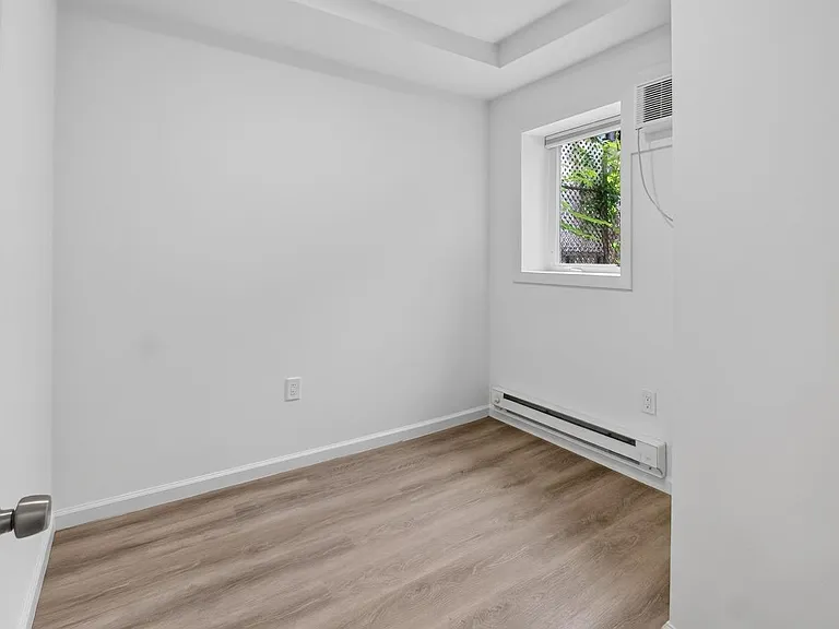 766 Hobart Pl NW — Photo 12