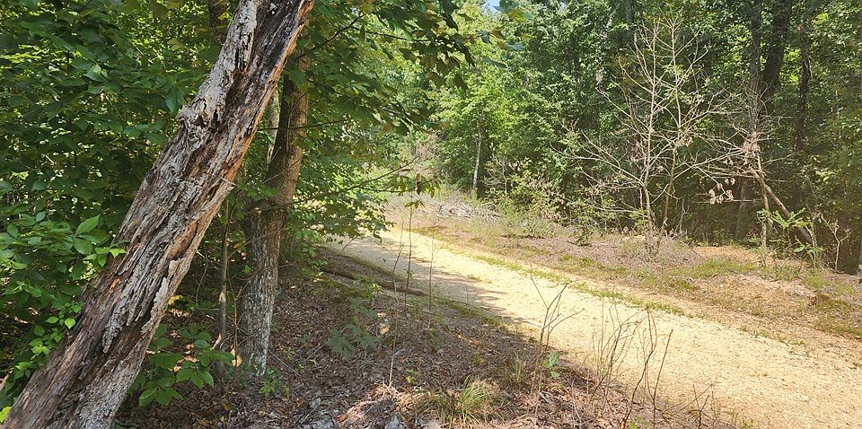 2nd image of 0 Hawthorn Cv