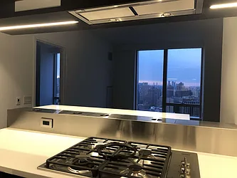 Rented by Gulia Wang, LREB