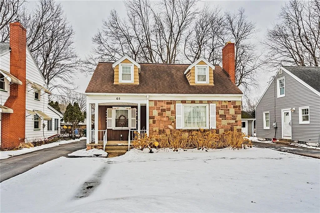 65 Burling Rd photo 1