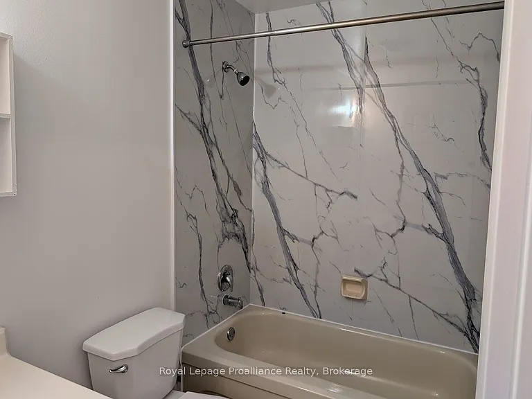 328 Aylmer St N #301 — Photo 8