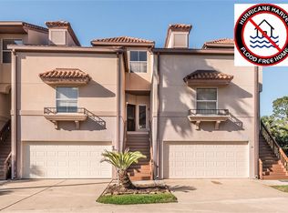 303 Lakeside Ln, Houston, TX 77058