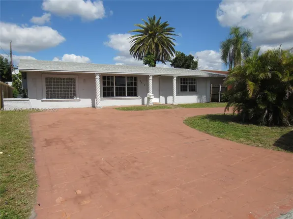 7913 Ramona St, Hollywood, FL 33023