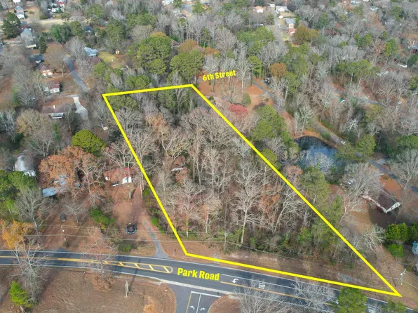 524 Park Rd, Pleasant Grove, AL 35127
