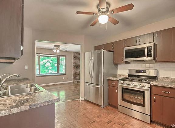 5th image of 5521 Dantonaire Pl