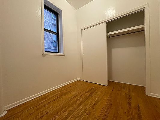 3rd image of 1364 York Ave APT 3