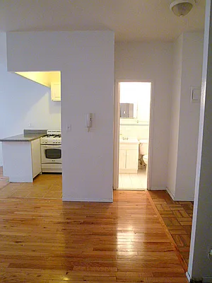 Rented by DSA Realty | media 17