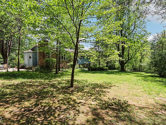 2nd image of 9240 E Woodview Dr
