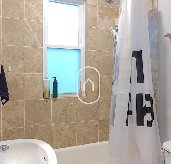 716 Parker St #1 — Photo 12