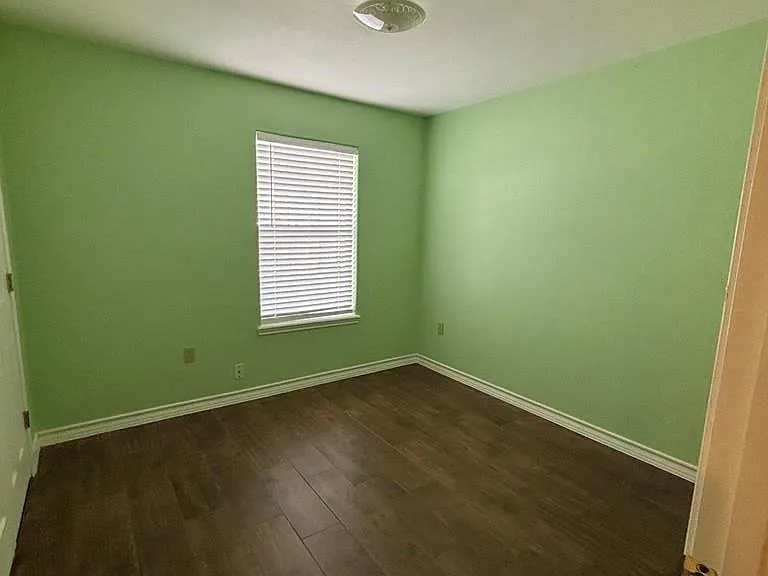 1101 W Jefferson Ave — Photo 12
