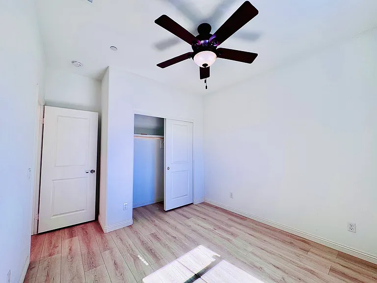 8729 Roving Pl — Photo 6