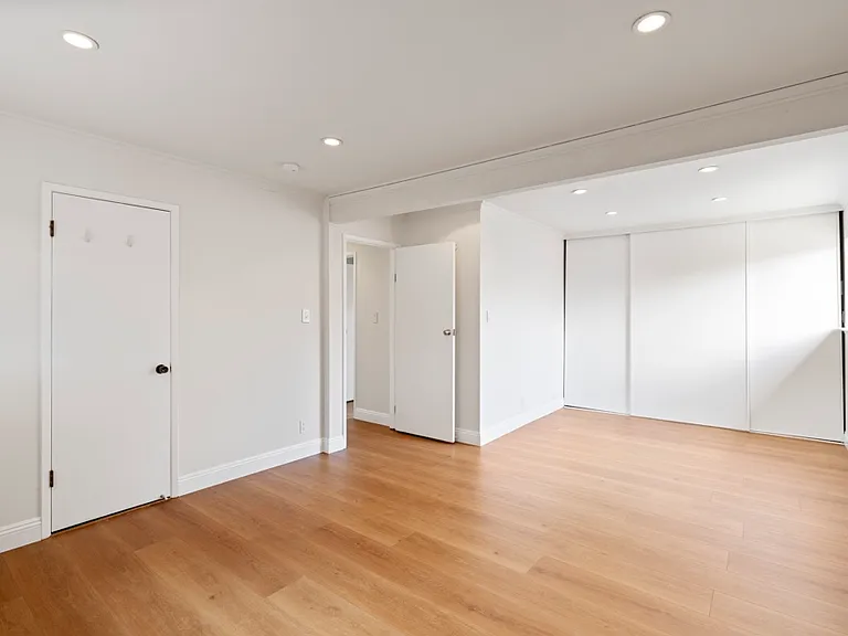 2622 Tartan Dr — Photo 15