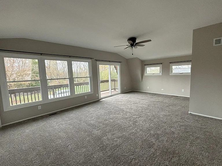 103 N Greenfield Ave — Photo 16