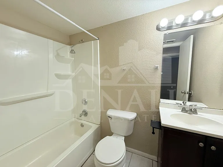 4514 E Riverside St — Photo 13