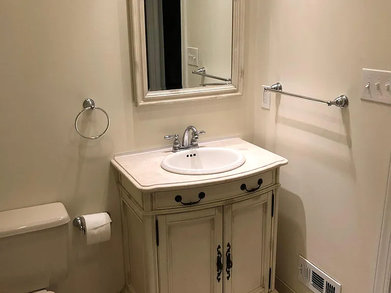 Main Bathroom