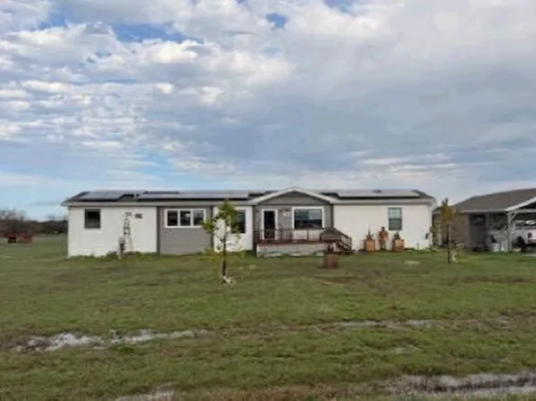 451 Lake Whitney Dr, Whitney, TX 76692