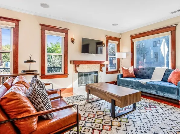 4253 Fountain Ave, Los Angeles, CA 90029