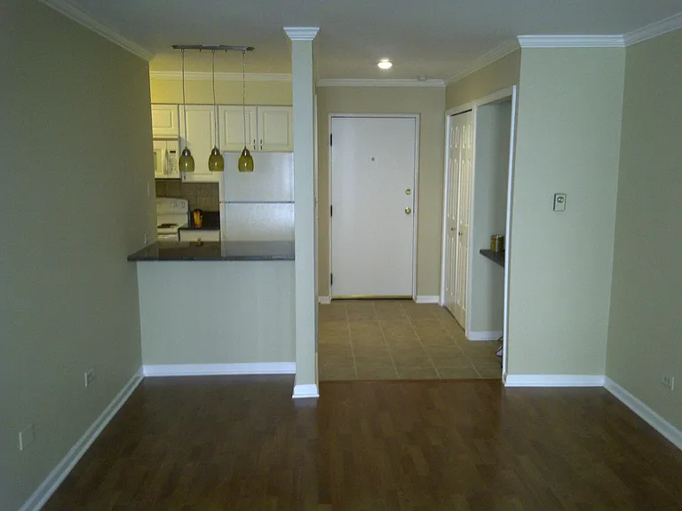 1950 Cherry Ln #116 — Photo 3