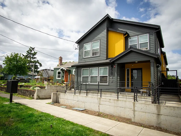 6833 N Montana Ave #6 — Photo 1
