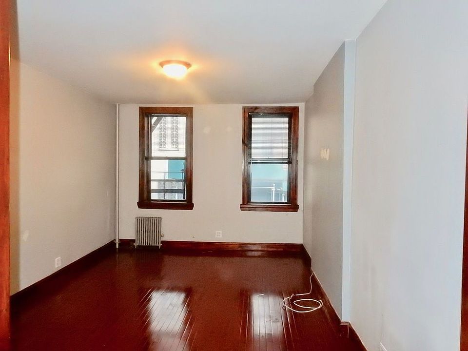 1st image of 215 W 18th St APT 4G