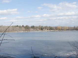 Windwheel Point Dr, Whitmore lake, MI 48169