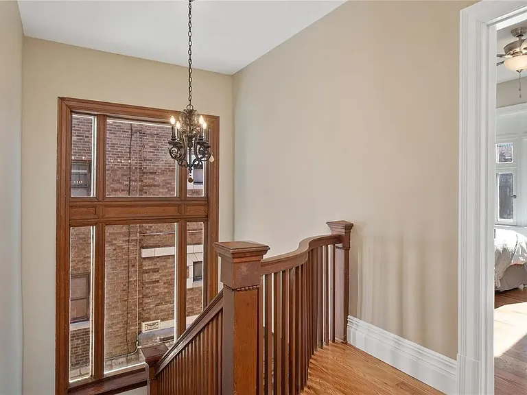 5083 Waterman Blvd — Photo 6