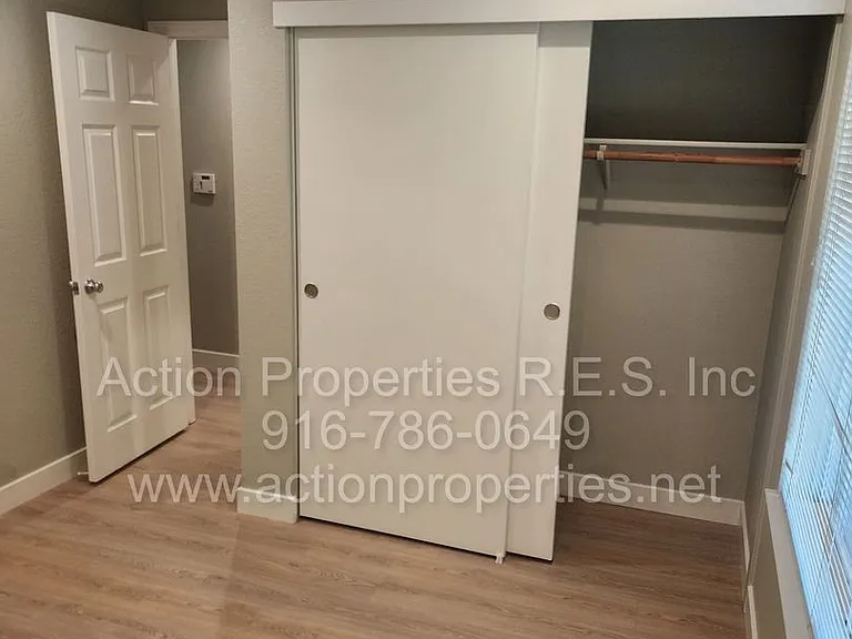1057 Shenencock Way — Photo 21