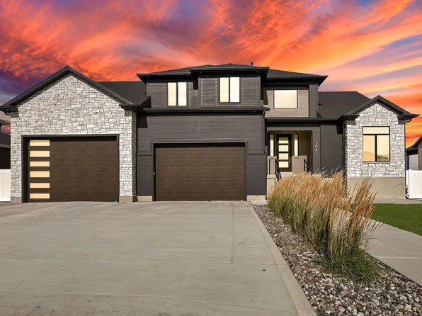 3041 S 2325 W, Ogden, UT 84401