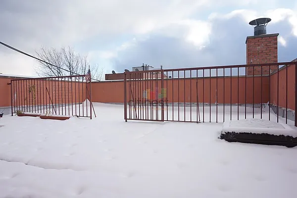 Rented by Citi Nest Group LLC | media 28