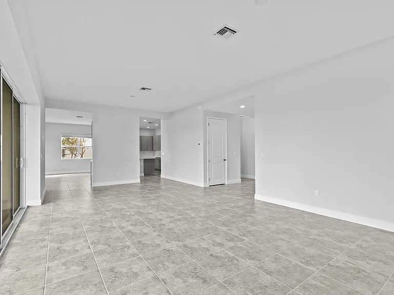 5338 Liberty Ln — Photo 15