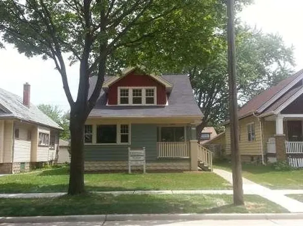 4512 N 28th St, Milwaukee, WI 53209