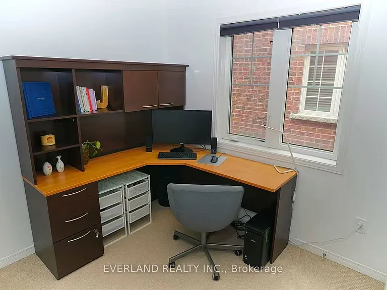 5267 Major Mackenzie Dr E — Photo 18