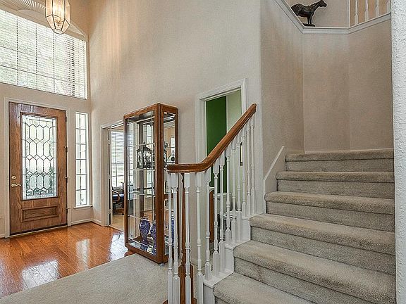 3rd image of 1906 Green Falls Ct