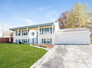 5 Churchill Downs Dr, Saint Peters, MO 63376