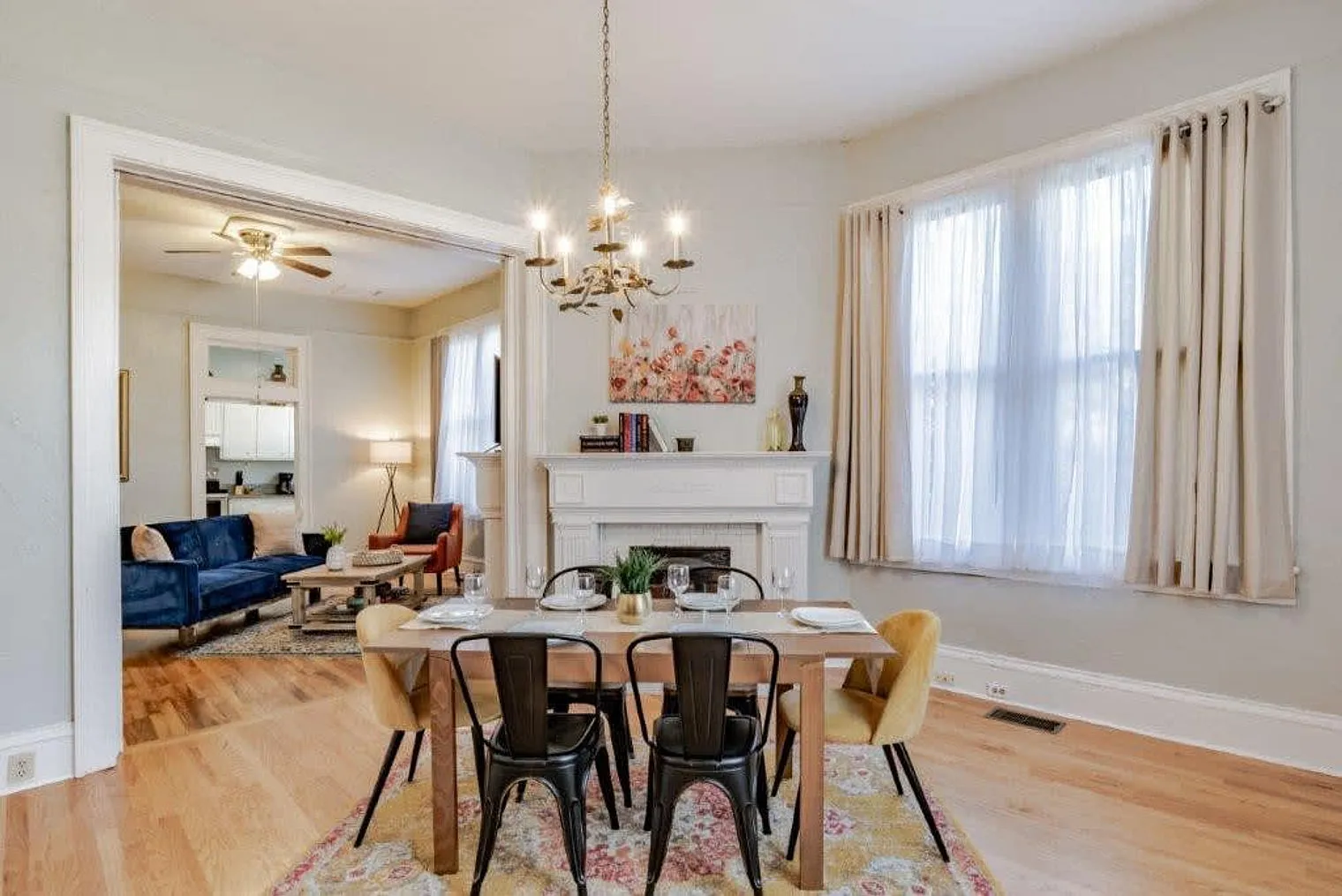3 bed, 1.0 bath, 1689 sqft, $3,007 — Photo 3