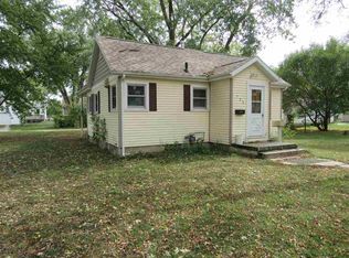 721 Englewood Ave, Waterloo, IA 50701