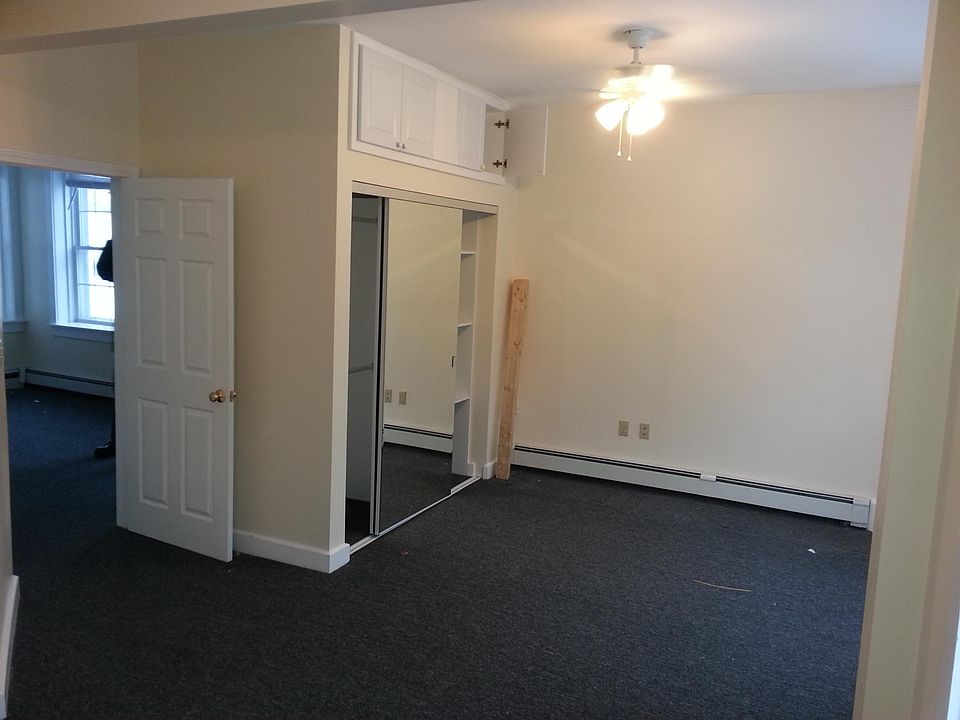 2nd image of 64 Hawthorne St #3