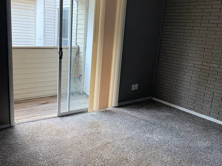 1100-1200 S Lynn Ln #21 — Photo 18