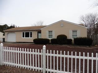 318 Pitcairn Rd, Brick, NJ 08723