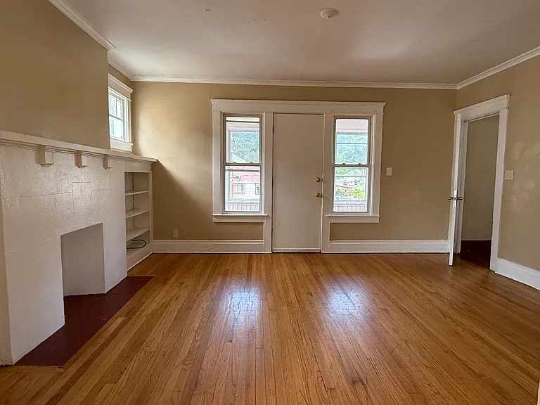 204-06 Genesee Park Dr #2 — Photo 1