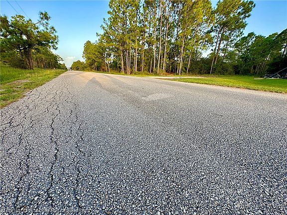 5th image of 350 Jack Weisser Blvd