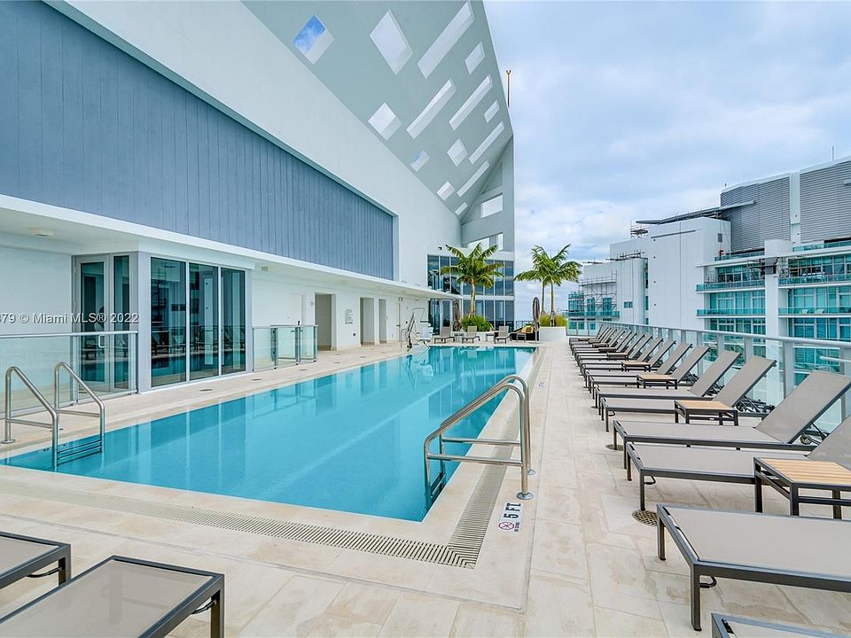 1st image of 1300 Brickell Bay Dr APT 1712